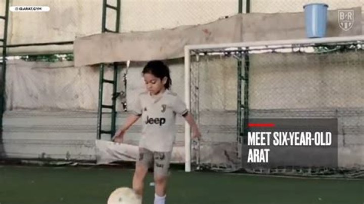 Arat's insane body physique