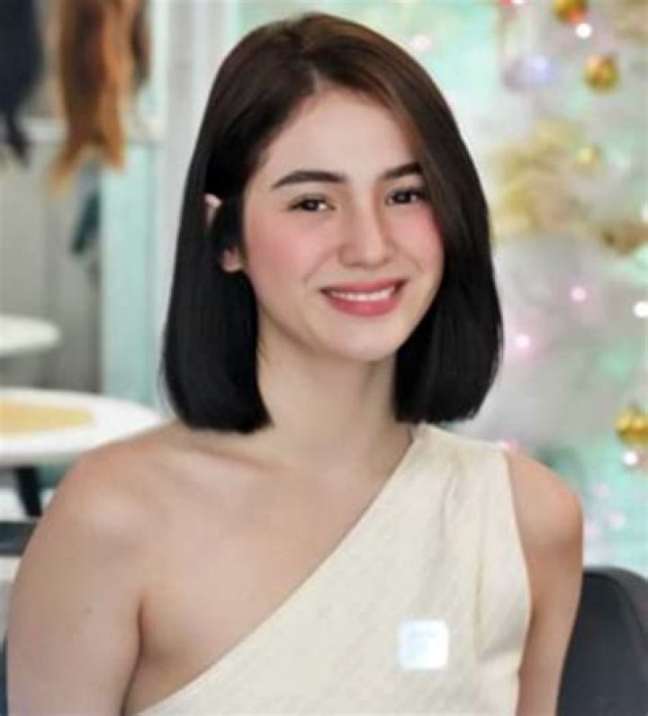 Barbie Imperial's modeling portrait