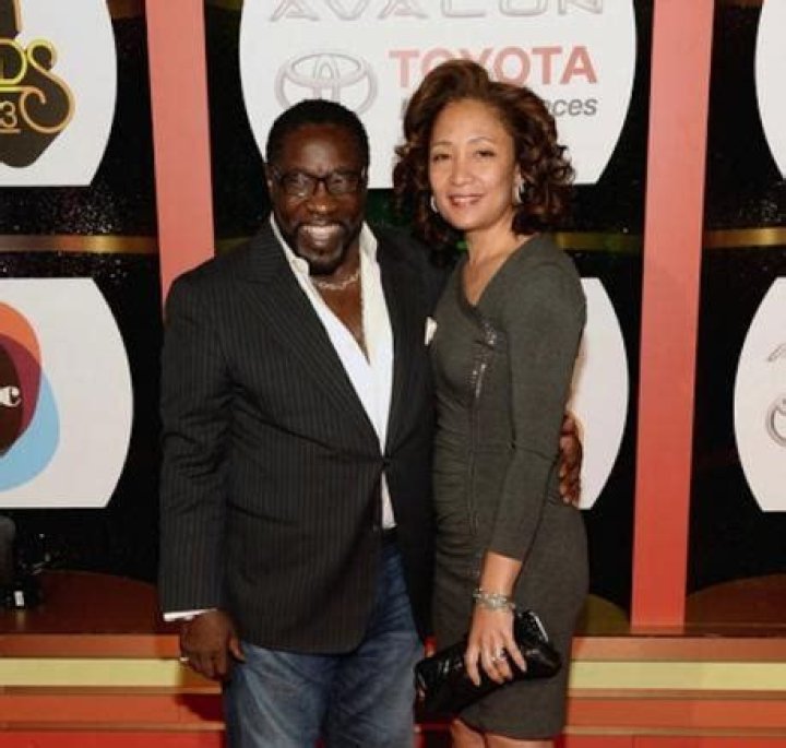 Eddie Levert Wife, Raquel Capelton, Age, Net Worth