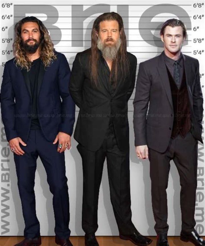 Height of Ryan Hurst