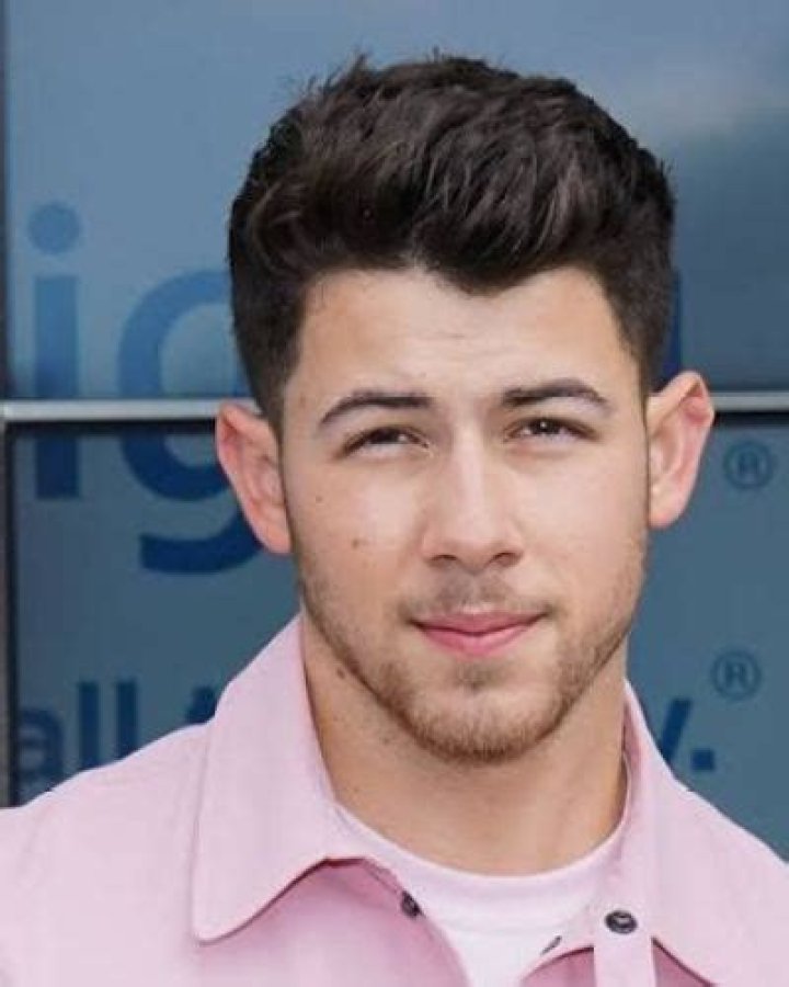 Nick Jonas Bio