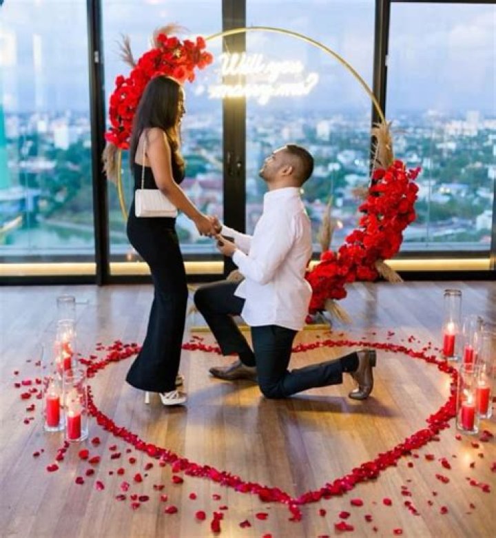 Proposals On Valentines Day