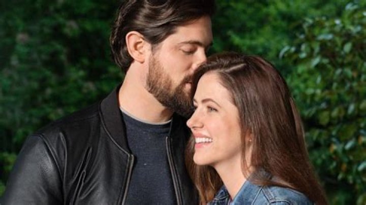 Who is Chris McNally Partner/Girlfriend? Gay, Net Worth, Age